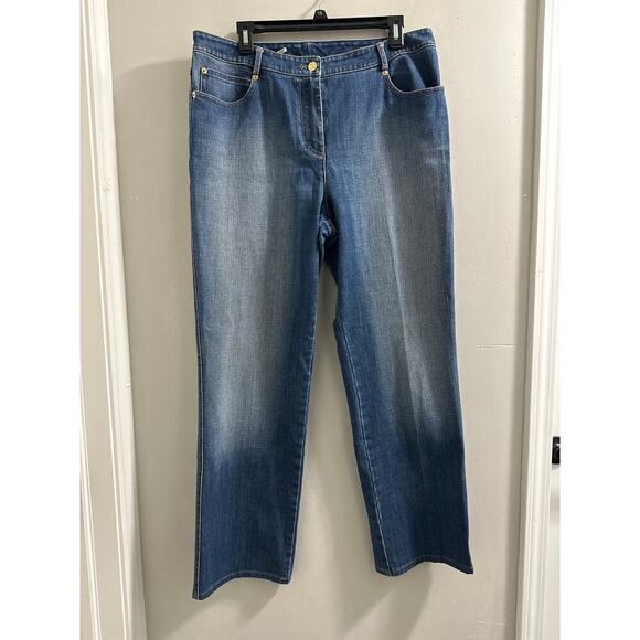 St. John straight blue Jeans back heart embellishment‎ size 12 - Picture 1 of 6